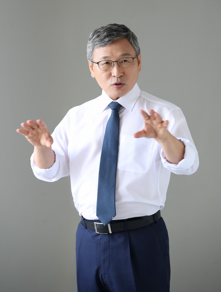 정근식뉴2.png