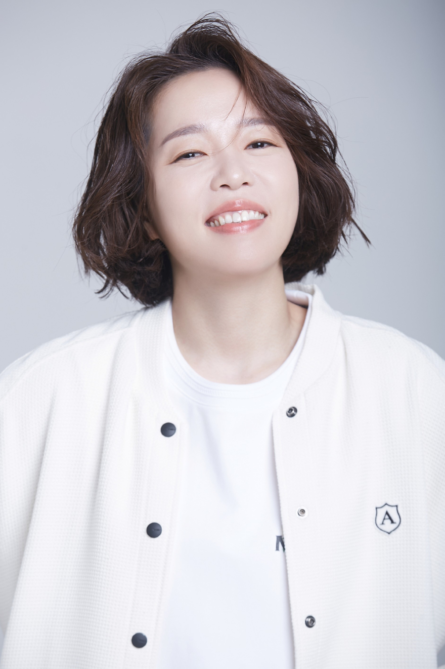 일반비_두산베어스, 16일 롯데전 승리기원 시구 진행.jpg
