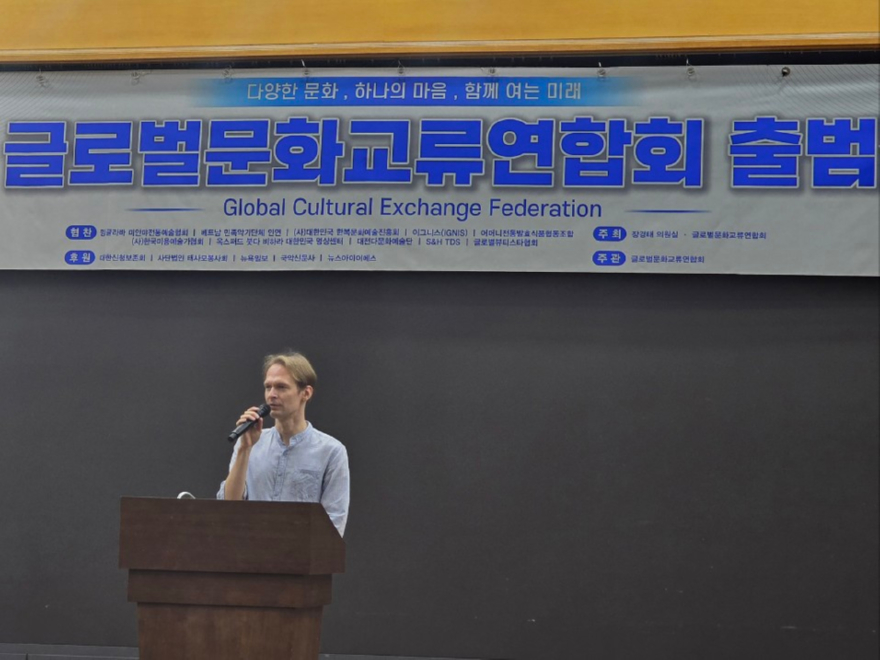 일리아.jpg