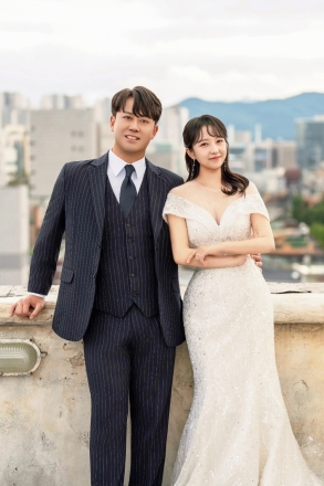 두산베어스 손지환 수비코치, 28일 여의도서 화촉… “아내는 나의 행운